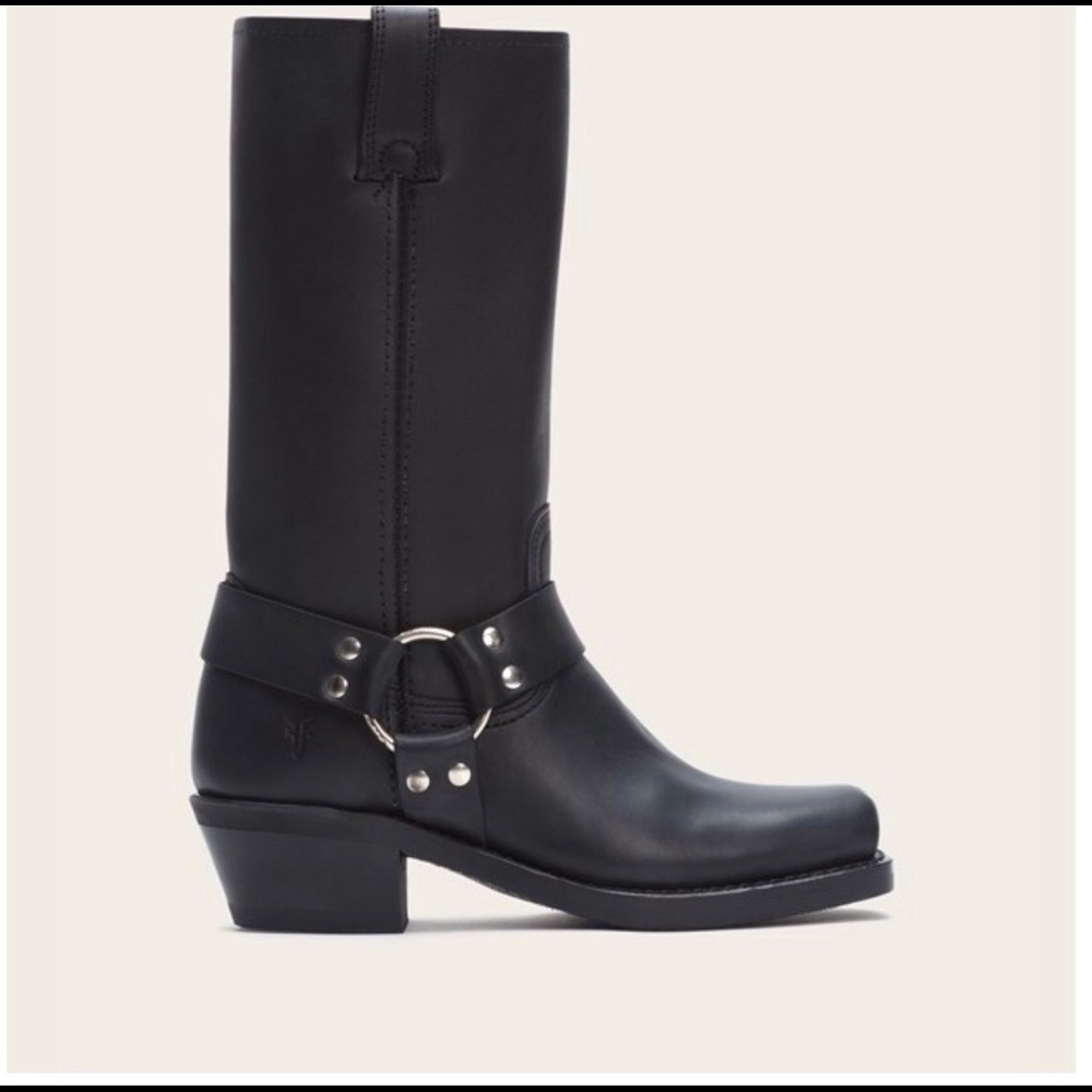 7.5 Women’s Frye Boot